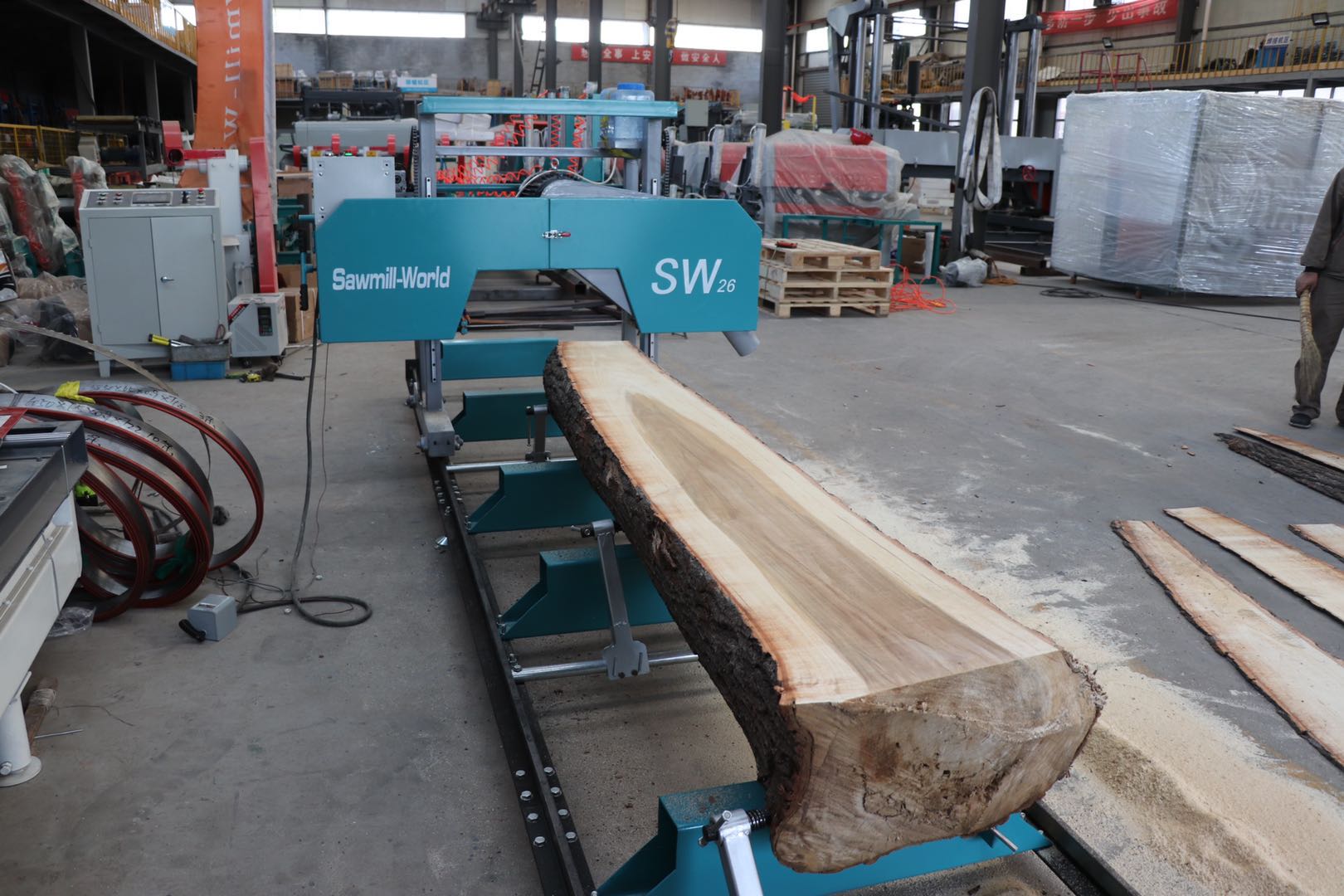 Woodworking Bandsaw - Horizontal Wood Cutting Band Saw Mill